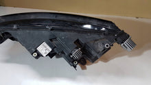 Laden Sie das Bild in den Galerie-Viewer, Frontscheinwerfer Skoda Octavia I 5E4941016A LED Rechts Scheinwerfer Headlight SCH1135618495wk