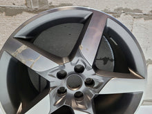 Laden Sie das Bild in den Galerie-Viewer, 1x Alufelge 18 Zoll 8.5&quot; 5x108 55ET Glanz Silber GX73-1007-GA Jaguar F-Pace Mg