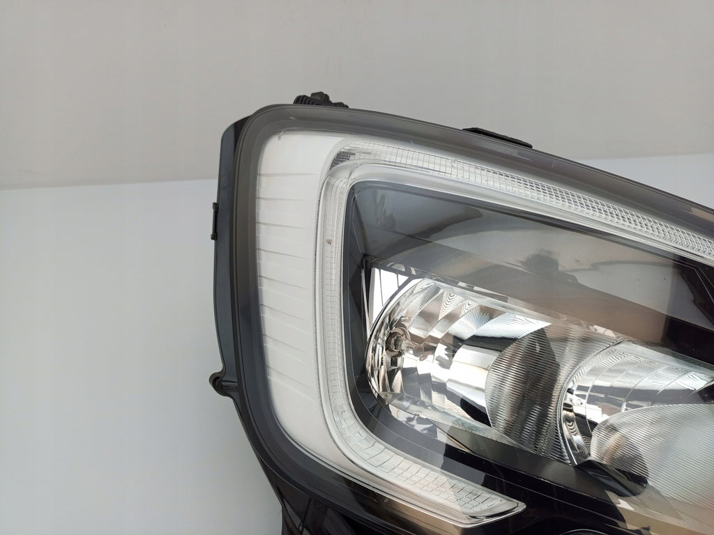 Frontscheinwerfer Renault Master 260105567R Rechts Scheinwerfer Headlight SCH5775811181ph