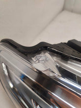 Load image into Gallery viewer, Frontscheinwerfer VW Passat Cc 3C8941753C Xenon Ein Satz Scheinwerfer Headlight SCH6784630191ms