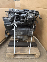 Load image into Gallery viewer, Motor Seat Skoda VW I CTHC 1.4 TSI 122TKm 2015 Benzin Engine Komplett MOT8211749832cv