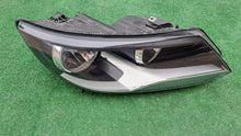 Laden Sie das Bild in den Galerie-Viewer, Frontscheinwerfer VW Tiguan 5N1941006 Rechts Scheinwerfer Headlight