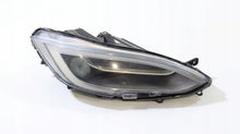 Laden Sie das Bild in den Galerie-Viewer, Frontscheinwerfer Tesla Model S 1053575-00-B 1053575105357500B LED Rechts
