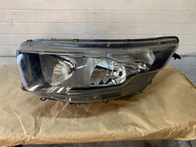 Laden Sie das Bild in den Galerie-Viewer, Frontscheinwerfer Iveco Daily IV 05802476874 Links Scheinwerfer Headlight SCH3498010390gq