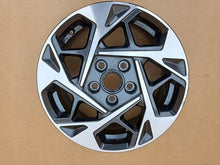 Laden Sie das Bild in den Galerie-Viewer, 1x Alufelge 16 Zoll 6.5" 5x114.3 50ET Glanz 52910-G4AA0 Hyundai I30 Iii FEL8038464681mc