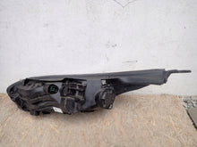 Laden Sie das Bild in den Galerie-Viewer, Frontscheinwerfer Kia Ceed 92102-J7100 Full LED Rechts Scheinwerfer Headlight