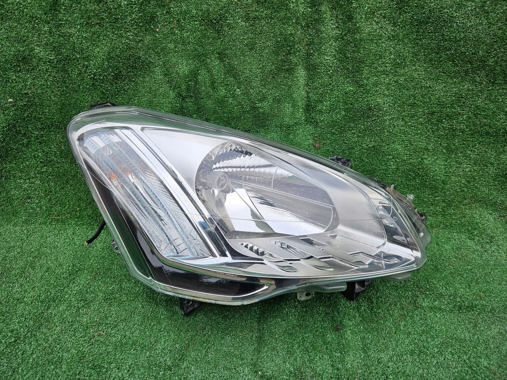 Frontscheinwerfer Citroën Berlingo 9806306580 Ein Stück (Rechts oder Links)