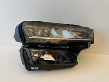 Laden Sie das Bild in den Galerie-Viewer, Frontscheinwerfer Skoda Karoq 57B941010 LED Rechts Scheinwerfer Headlight SCH7684620051jt