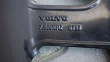 Laden Sie das Bild in den Galerie-Viewer, 1x Alufelge 18 Zoll 7.5&quot; 5x108 50ET 31423875 Volvo V40 Cross Country V60