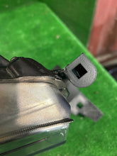 Load image into Gallery viewer, Frontscheinwerfer Toyota Hilux VIII Rechts Scheinwerfer Headlight SCH9946842669tp