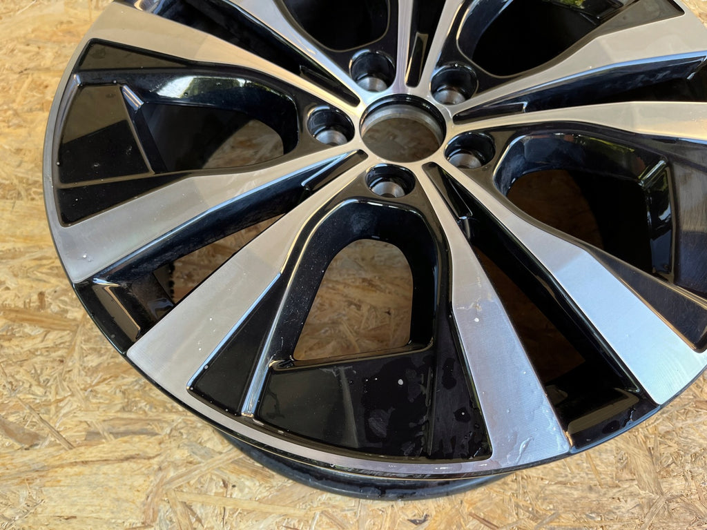 1x Alufelge 18 Zoll 7.5" 5x108 50,5ET 32209452 Volvo Xc60 Ii Rim Wheel