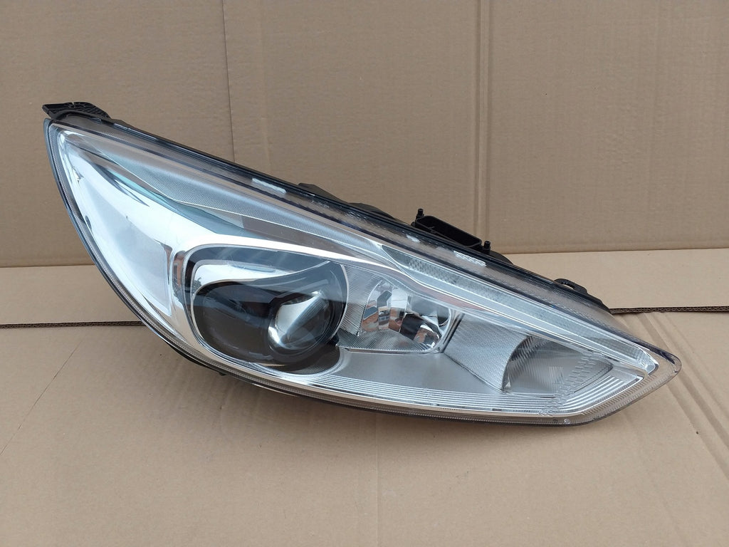 Frontscheinwerfer Ford Focus F1EB13D154-AE Xenon Rechts Scheinwerfer Headlight