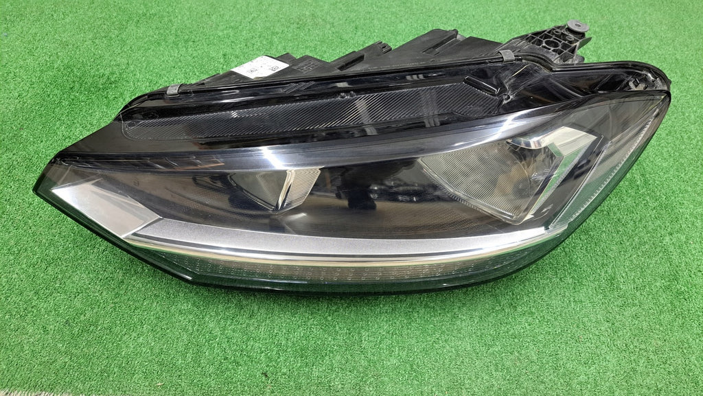 Frontscheinwerfer VW Touran 5TB941005A Links Scheinwerfer Headlight