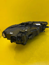 Laden Sie das Bild in den Galerie-Viewer, Frontscheinwerfer Audi A5 8B3941035M LED Links Scheinwerfer Headlight SCH4691646376qd