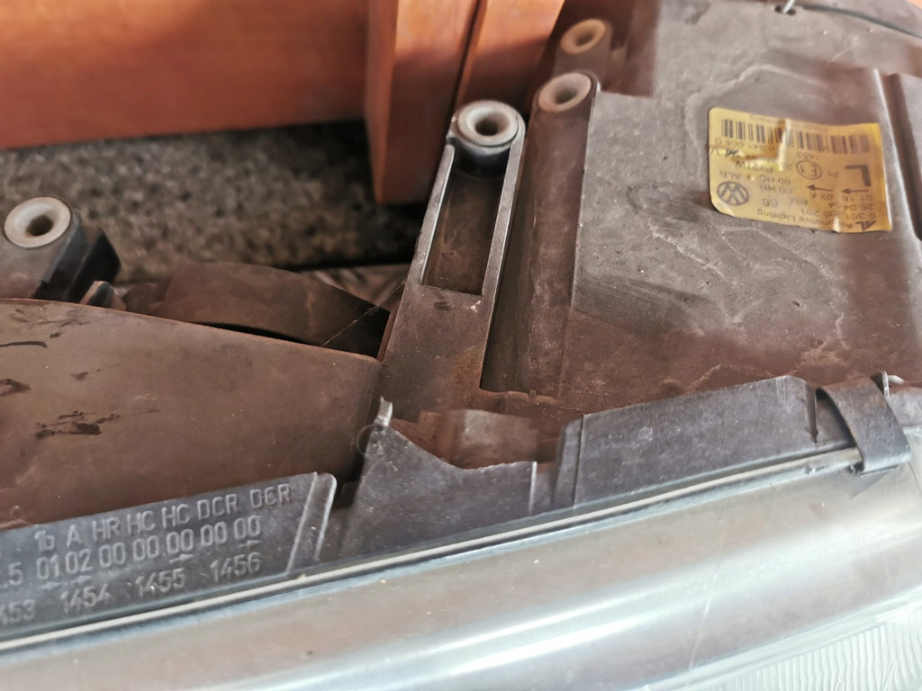 Frontscheinwerfer VW Touran 1T0941005D Ein Stück (Rechts oder Links) Headlight