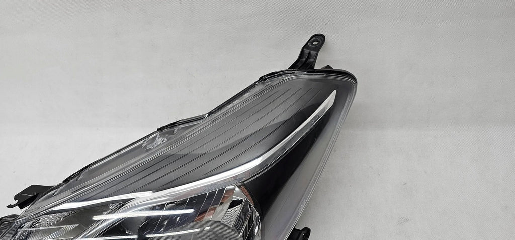 Frontscheinwerfer Toyota Yaris Links Scheinwerfer Headlight