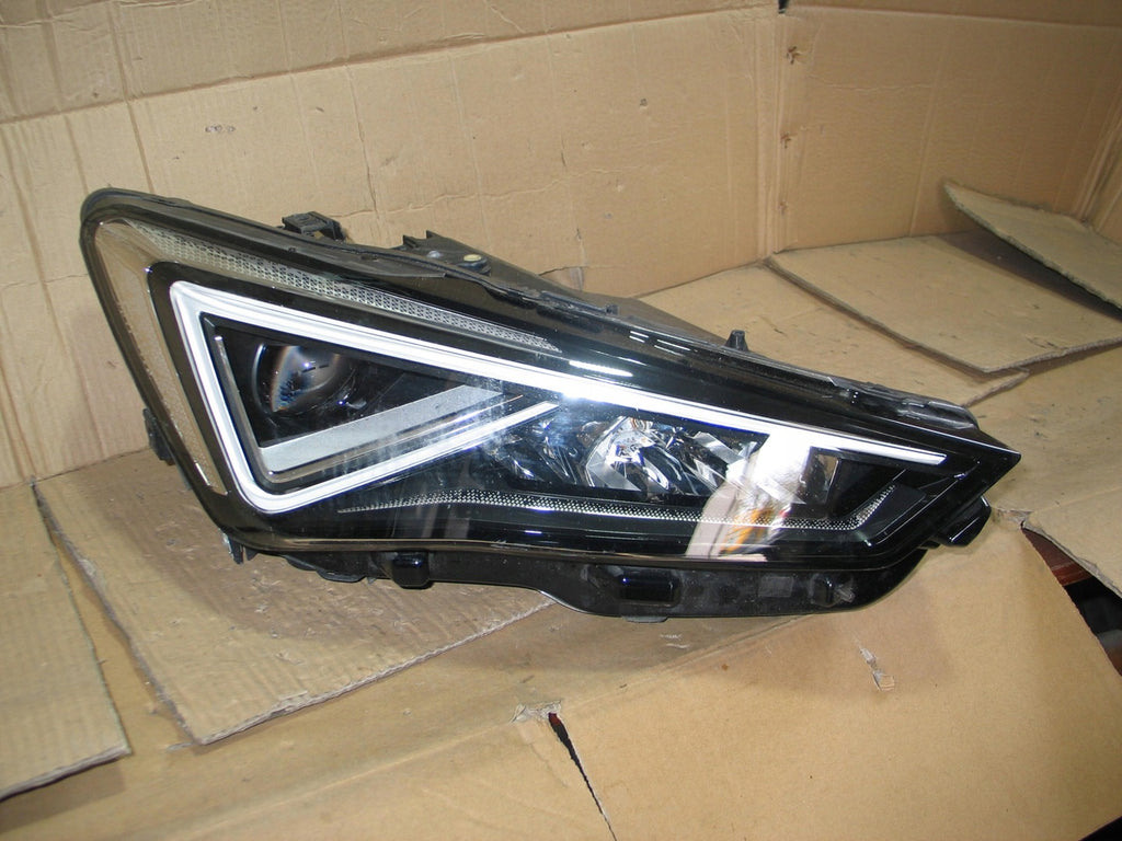 Frontscheinwerfer Seat Tarraco 5FJ941008D 5FJ941008 Full LED Rechts Headlight