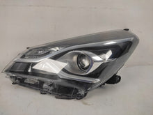Load image into Gallery viewer, Frontscheinwerfer Toyota Yaris LED Ein Stück (Rechts oder Links) Headlight