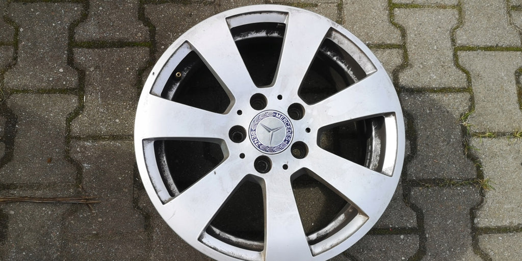 1x Alufelge 16 Zoll 7.0" 5x112 43ET Glanz Silber A2044011102 Mercedes-Benz W204 FEL7530384416hv