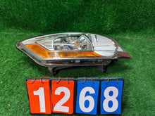 Laden Sie das Bild in den Galerie-Viewer, Frontscheinwerfer Ford Kuga 8V4113W029AG 1EJ00969602 Rechts Headlight SCH2474577978aw