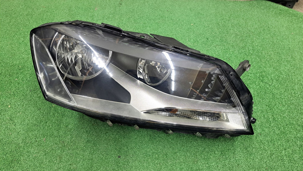 Frontscheinwerfer VW Passat B7 3AB941006 LED Rechts Scheinwerfer Headlight