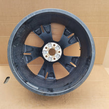 Laden Sie das Bild in den Galerie-Viewer, 1x Alufelge 20 Zoll 9.0" 5x112 89A601025L Audi Q4 Rim Wheel FEL3762964779pt