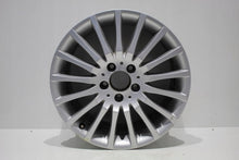 Laden Sie das Bild in den Galerie-Viewer, 1x Alufelge 17 Zoll 8.5&quot; 5x112 58ET A2044010102 Mercedes-Benz W204 Rim Wheel