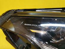 Load image into Gallery viewer, Frontscheinwerfer Skoda Enyaq 5LB941016A Rechts Scheinwerfer Headlight SCH2901355012jr