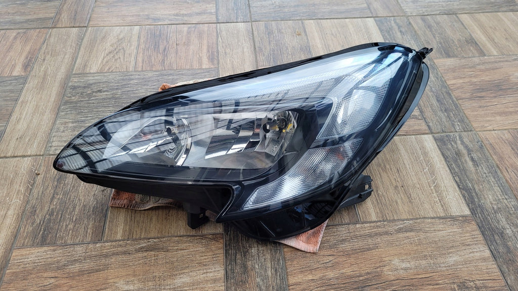 Frontscheinwerfer Opel Corsa E 13381335LH Links Scheinwerfer Headlight