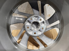 Laden Sie das Bild in den Galerie-Viewer, 1x Alufelge 17 Zoll 7.0" 5x114.3 40ET Glanz Silber KE409-4E200 Nissan Qashqai I FEL6122309118ph