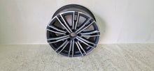 Laden Sie das Bild in den Galerie-Viewer, 1x Alufelge 18 Zoll 7.5" 5x112 25ET Glanz Graphit 8089890 BMW 3 G21 G20 Mg FEL7192474422ue