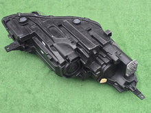 Laden Sie das Bild in den Galerie-Viewer, Frontscheinwerfer Ford Kuga LV4B-13E015CD Links Scheinwerfer Headlight SCH8113839588bz