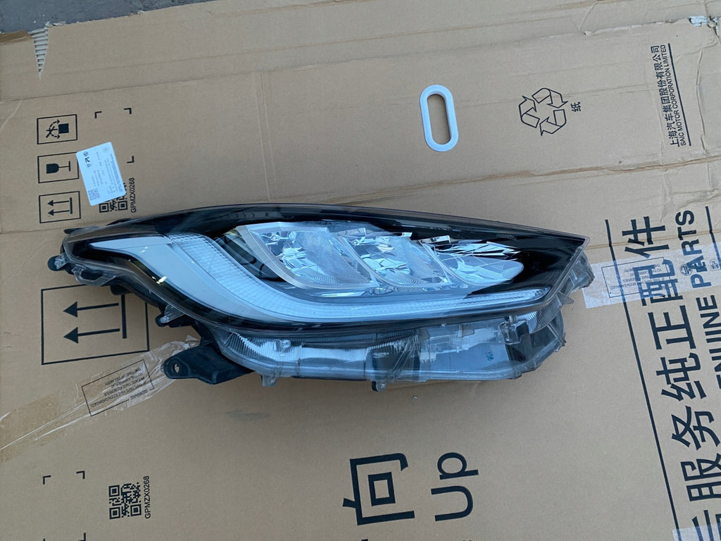 Frontscheinwerfer Toyota Yaris K0-8EU LED Rechts Scheinwerfer Headlight SCH8168283364lc
