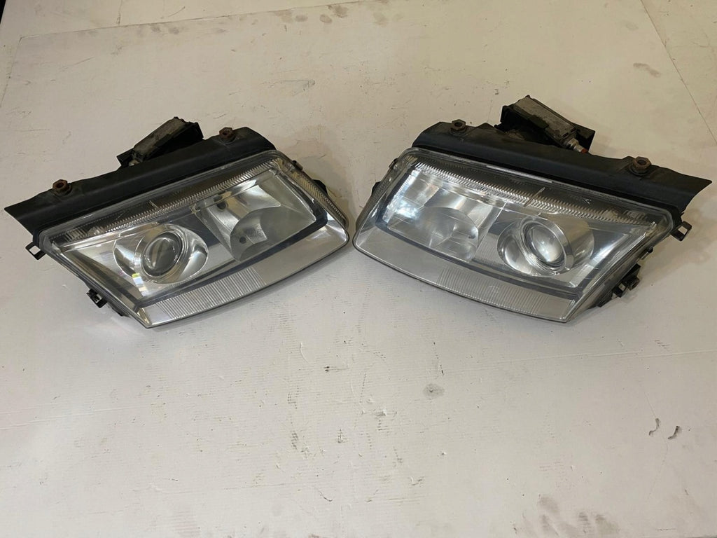 Frontscheinwerfer VW Passat Xenon Ein Satz Scheinwerfer Headlight SCH7827983979eh
