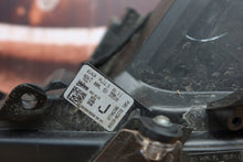 Laden Sie das Bild in den Galerie-Viewer, Frontscheinwerfer Toyota Corolla 81150-02S60 LED Ein Stück (Rechts oder Links)