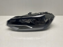 Load image into Gallery viewer, Frontscheinwerfer VW Polo 2G1941005 Links Scheinwerfer Headlight SCH6678960490kv