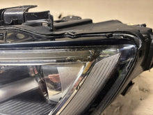 Laden Sie das Bild in den Galerie-Viewer, Frontscheinwerfer Audi A3 8V0941005E LED Links Scheinwerfer Headlight SCH7051302117ox