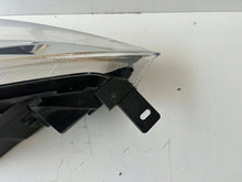 Laden Sie das Bild in den Galerie-Viewer, Frontscheinwerfer Ford Fiesta H1BB-13W030-AD Links Scheinwerfer Headlight SCH1533072618de