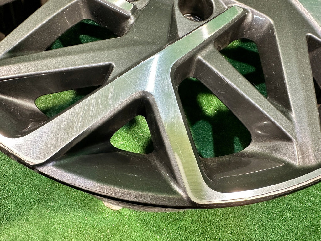 1x Alufelge 18 Zoll 7.5" 5x114.3 50ET 52910-CM300 Hyundai Kona Rim Wheel