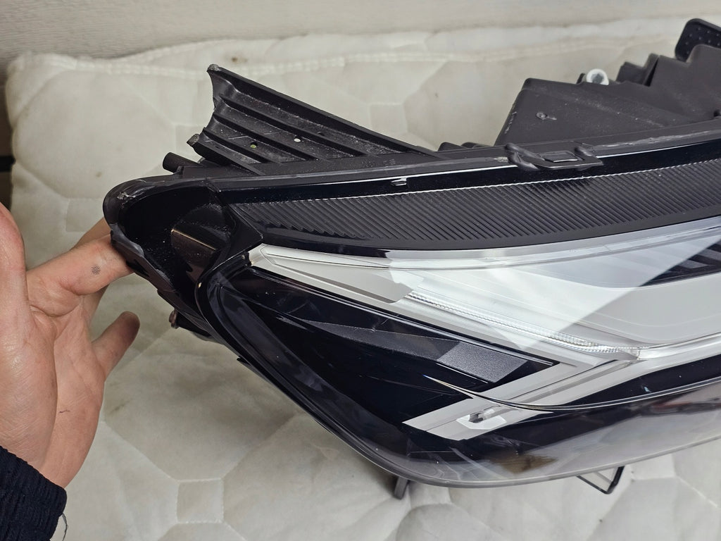 Frontscheinwerfer Dacia Sandero III Logan Jogger 260103884R Rechts Headlight