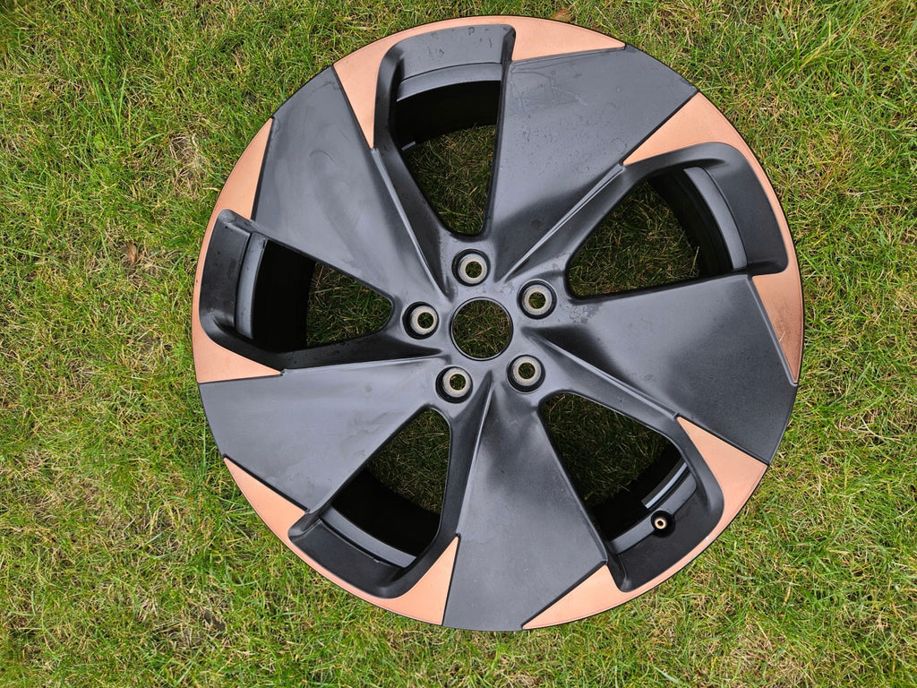 1x Alufelge 19 Zoll 7.5" 5x112 50ET 10E601025 Cupra Born Rim Wheel FEL7705849409os