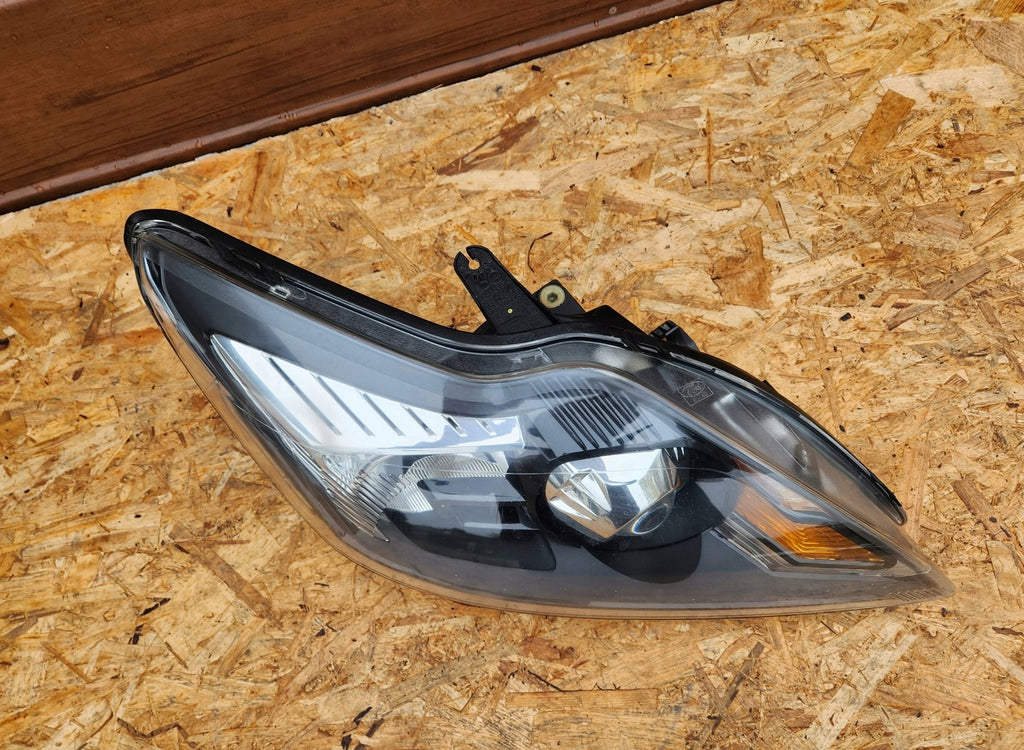 Frontscheinwerfer Ford Focus 8M51-13D154 Xenon Rechts Scheinwerfer Headlight