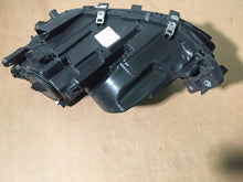 Laden Sie das Bild in den Galerie-Viewer, Frontscheinwerfer Mercedes-Benz Gle W166 W1668201459 LED Rechts Headlight