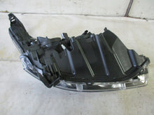Laden Sie das Bild in den Galerie-Viewer, Frontscheinwerfer Peugeot 208 9822690480 LED Links Scheinwerfer Headlight SCH8615554622hq