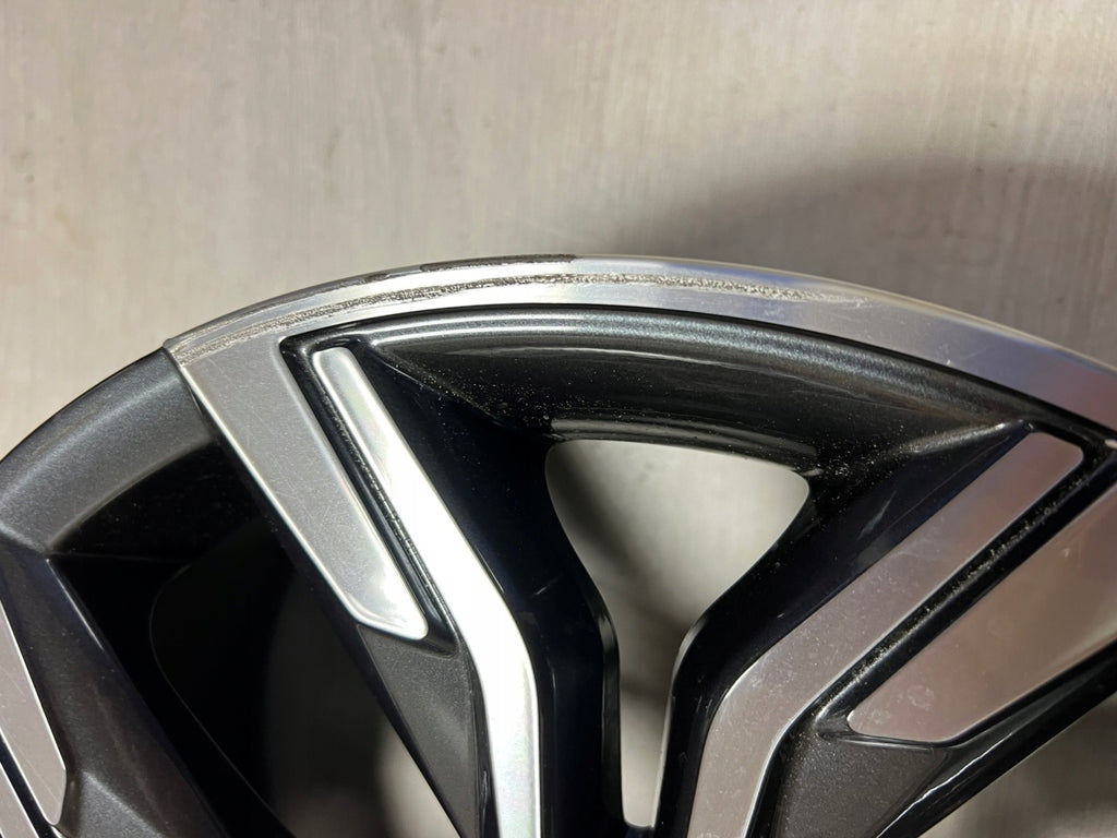 1x Alufelge 17 Zoll 7.0" 4x100 37ET Glanz Graphit 403008911R Mg Clio I V FEL5244548925ui