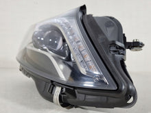 Laden Sie das Bild in den Galerie-Viewer, Frontscheinwerfer Mercedes-Benz W222 A2229060802 A2229060702 full LED Ein Satz