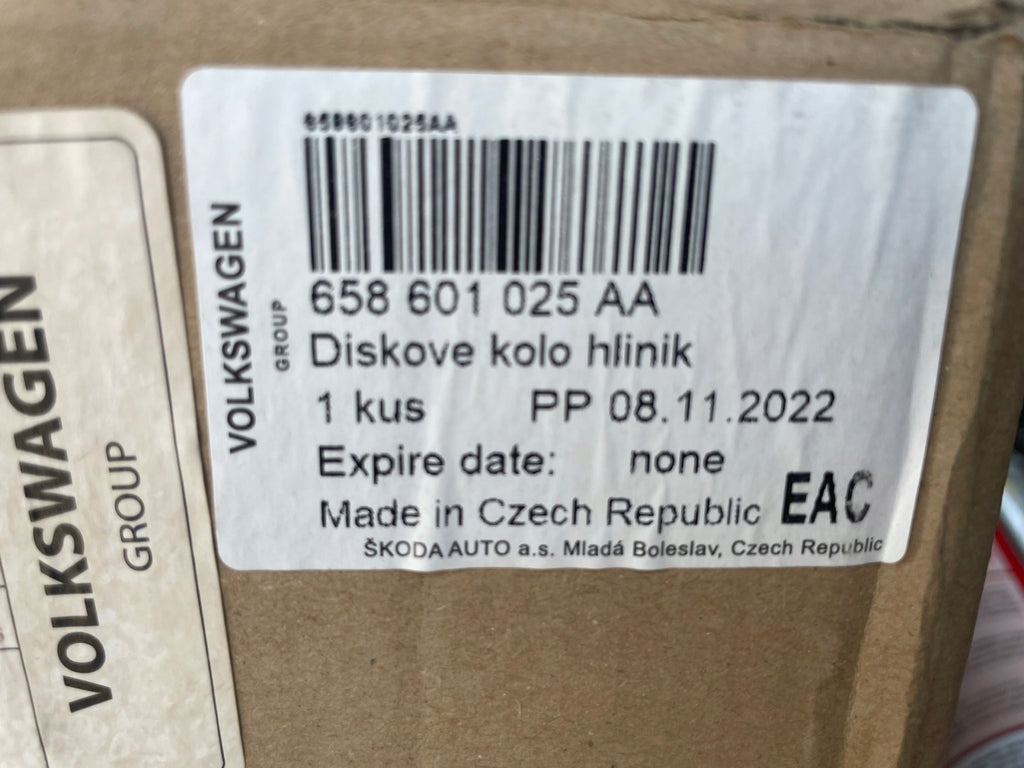 1x Alufelge 17 Zoll 6.5" 5x100 40ET Glanz Grau 658601025A Mg Kamiq Rim Wheel FEL5469921338dx