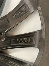 Laden Sie das Bild in den Galerie-Viewer, 1x Alufelge 18 Zoll 7.5" 5x112 48ET 5E3601025AG Skoda Octavia I Rim Wheel FEL3951032507zc