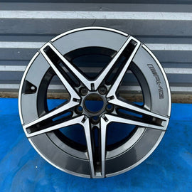 1x Alufelge 18 Zoll 5x112 A2064011800 Mercedes-Benz W206 Rim Wheel FEL2678908466om