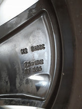 Laden Sie das Bild in den Galerie-Viewer, 1x Alufelge 18 Zoll 7.5&quot; 5x108 50ET Glanz Silber 31680403 Volvo Rim Wheel